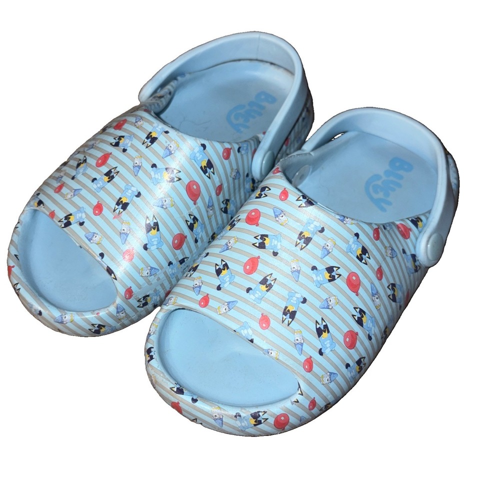 Bluey Shoes Kids Size 11/12 Blue Clogs Sandals Slip On Foam Cartoon Print